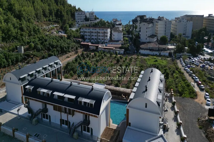 2+1 duplex apartment in Konakli - with a pool terrace in an elite residence 1