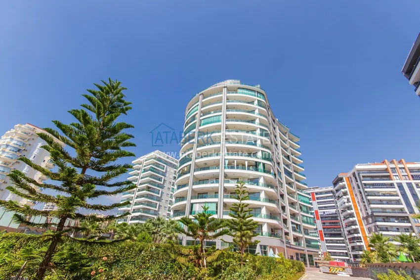 Turnkey 1+1 75 m² apartment with sea view in Mahmutlar 2