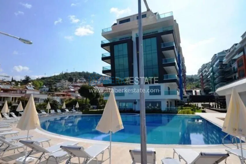 Garden duplex 3+1 in Kargicak with furniture - property under citizenship 11 