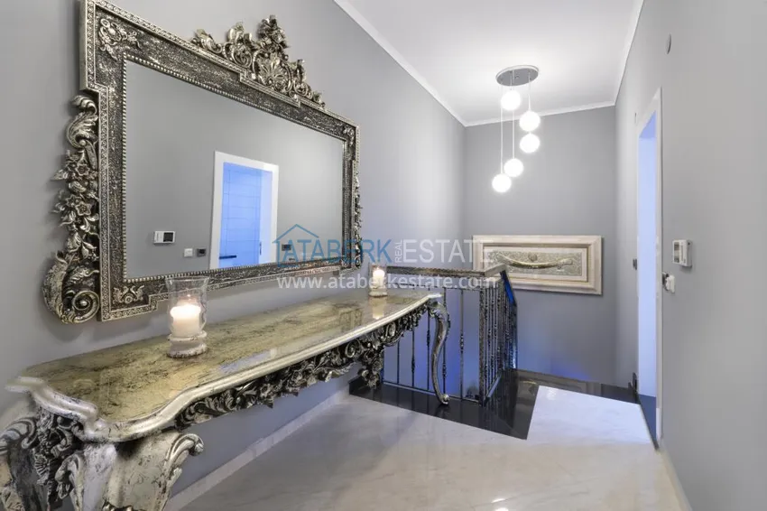 Purchase Elite 3+1 penthouse in Oba - a two-level apartment with a luxurious interior 17