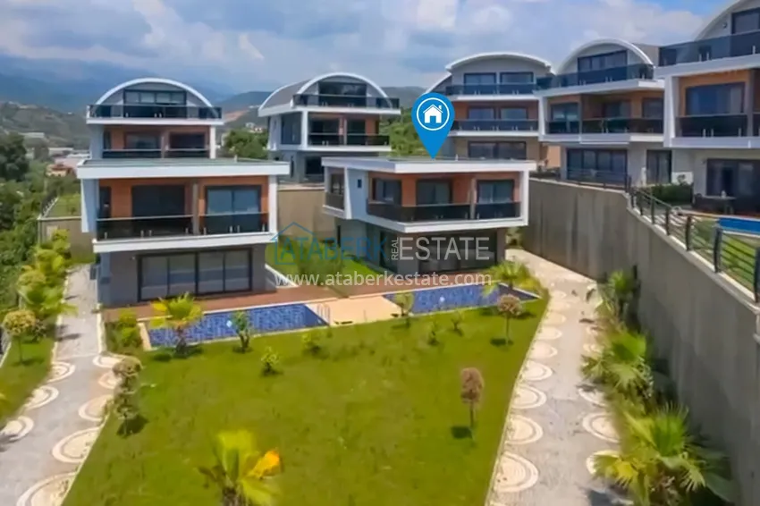 Elite 3+1 villa in Kargicak — two-level furnished in a cottage complex 2