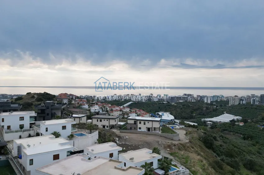 3+1 villa in Kargicak with private pool, furniture and panoramic views 4
