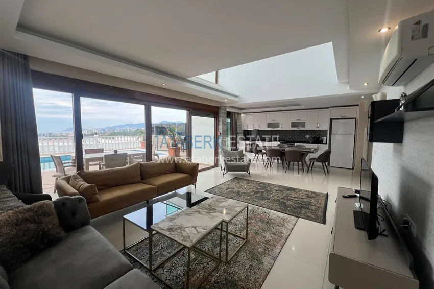 Purchase 3+1 villa in Kargicak with private pool, furniture and panoramic views 1