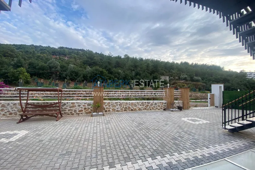 Kupuj Duplex ogrodowy z meblami do wynajęcia w Alanya, dzielnica Konakli C3 22