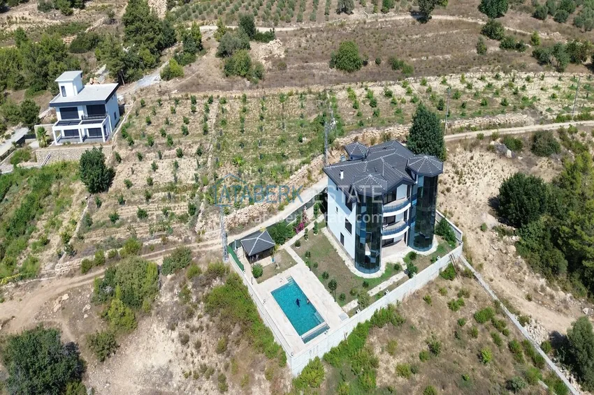 Luxury private villa in Alanya, Incekum district. Citizenship property 8