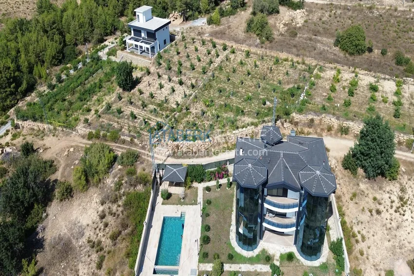 Luxury private villa in Alanya, Incekum district. Citizenship property 9