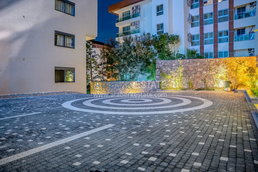 1+1 apartment on the first line in Kargicak - premium complex 21