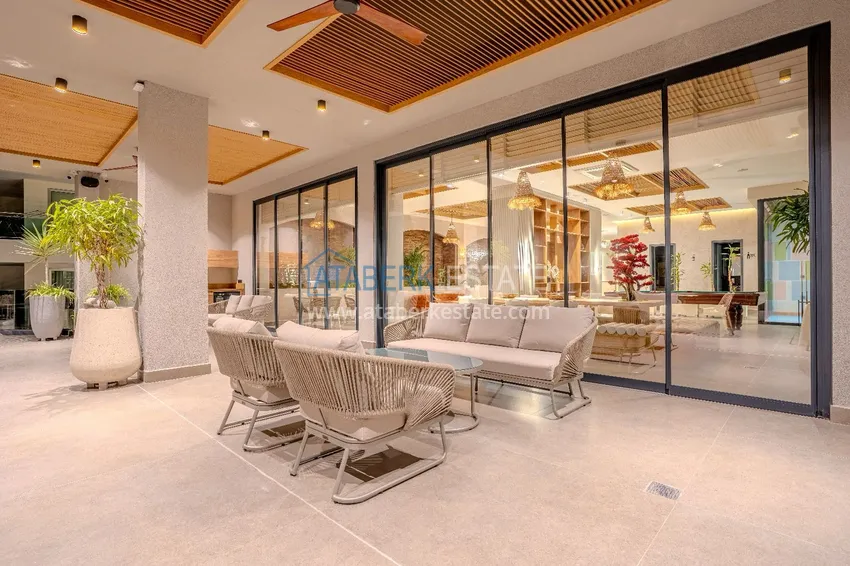 1+1 apartment on the first line in Kargicak - premium complex 27
