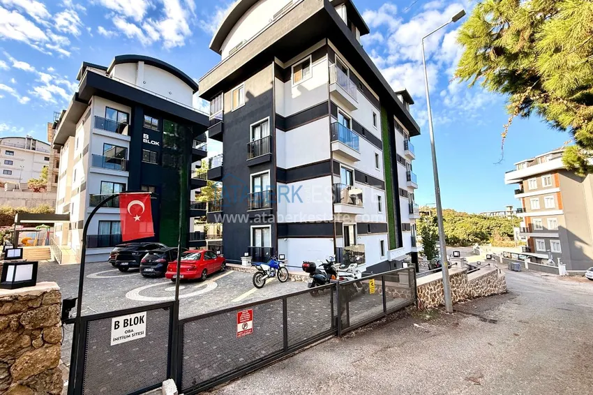 1+1 apartment in Oba, Alanya — partially furnished 12