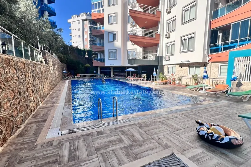 Apartament 1+1 w Tosmur z meblami krok od morza — nadaje się do uzyskania zezwolenia na pobyt 2 