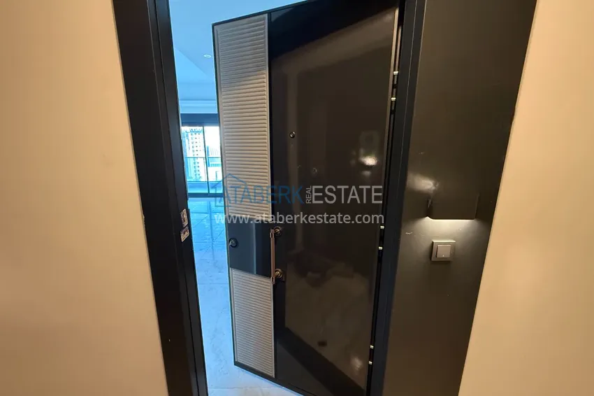 Purchase 1+1 apartment with mountain views in Mahmutlar - resort-format complex 1