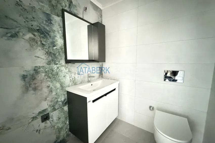 Purchase 1+1 apartment with mountain views in Mahmutlar - resort-format complex 12