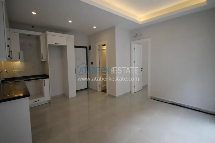 Purchase 2+1 apartments in the center of Alanya - Cleopatra district, 500 m from the sea 11