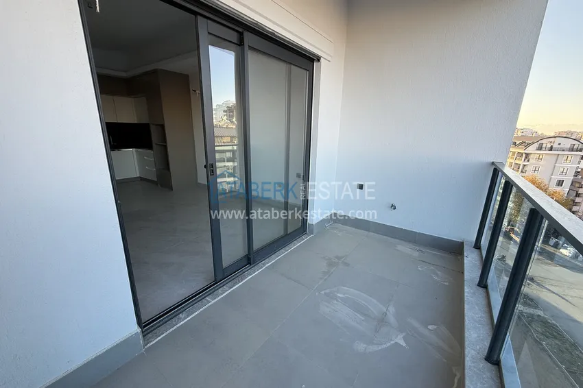 Purchase 1+1 apartment with mountain views in Mahmutlar - resort-format complex 14