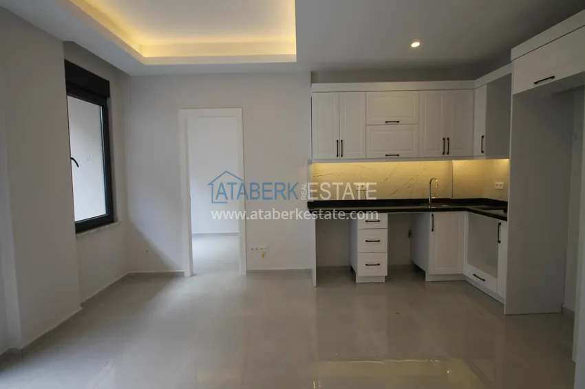 Purchase 2+1 apartments in the center of Alanya - Cleopatra district, 500 m from the sea 14