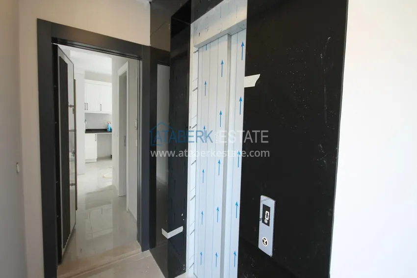 Purchase 2+1 apartments in the center of Alanya - Cleopatra district, 500 m from the sea 1