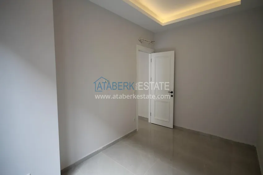 Purchase 2+1 apartments in the center of Alanya - Cleopatra district, 500 m from the sea 16