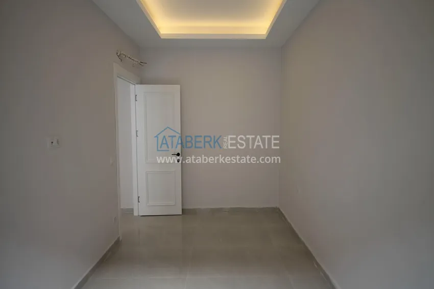 Purchase 2+1 apartments in the center of Alanya - Cleopatra district, 500 m from the sea 17