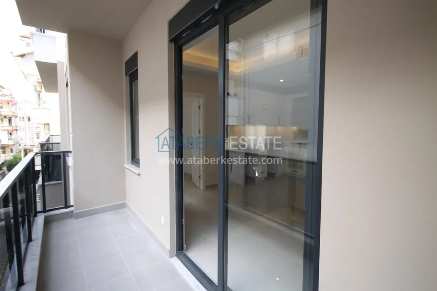 Purchase 2+1 apartments in the center of Alanya - Cleopatra district, 500 m from the sea 23