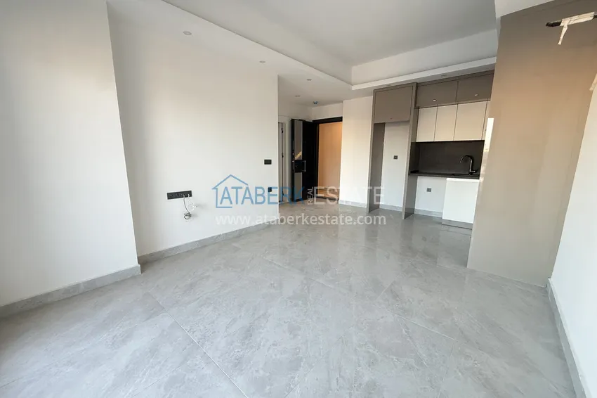 Purchase 1+1 apartment with mountain views in Mahmutlar - resort-format complex 6