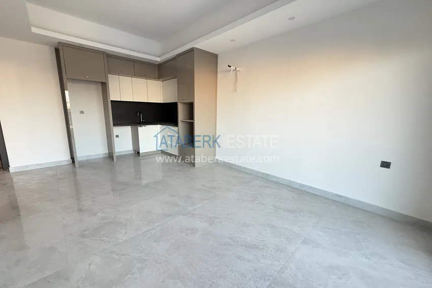 Purchase 1+1 apartment with mountain views in Mahmutlar - resort-format complex 7