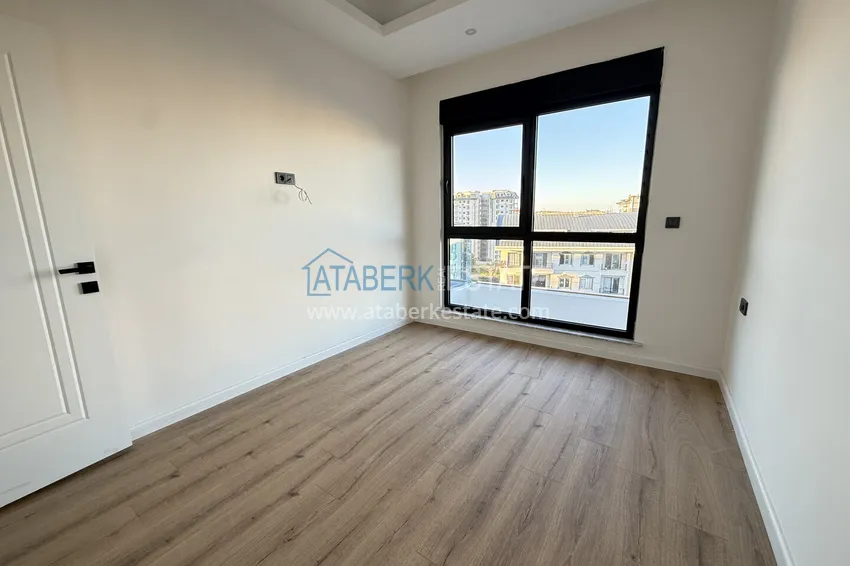 Purchase 1+1 apartment with mountain views in Mahmutlar - resort-format complex 10