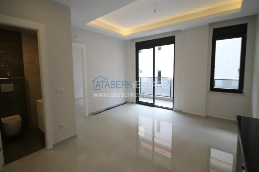 Purchase 2+1 apartments in the center of Alanya - Cleopatra district, 500 m from the sea 9