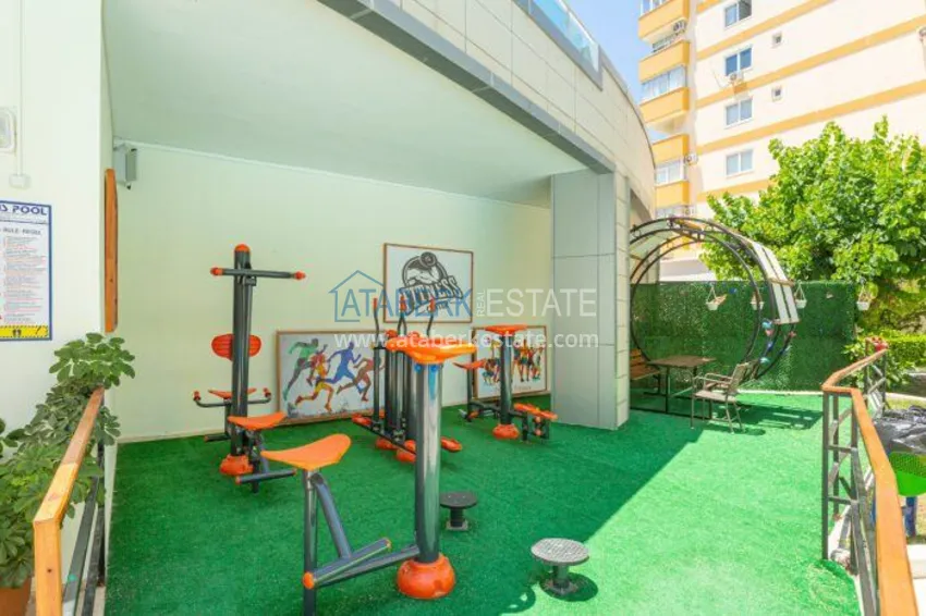 Three bedroom apartment in Alanya, Mahmutlar district - furnished and with partial sea view 11 