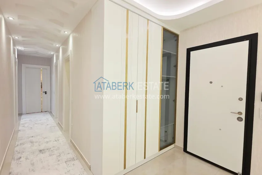 Purchase 3+1 ultra-luxury apartment in the center of Mahmutlar - furnished, installments up to 3 months 1 