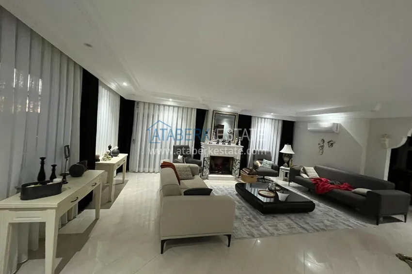 Purchase Private villa 5+3 in the Oba area — three-storey with furniture, suitable for a residence permit 1