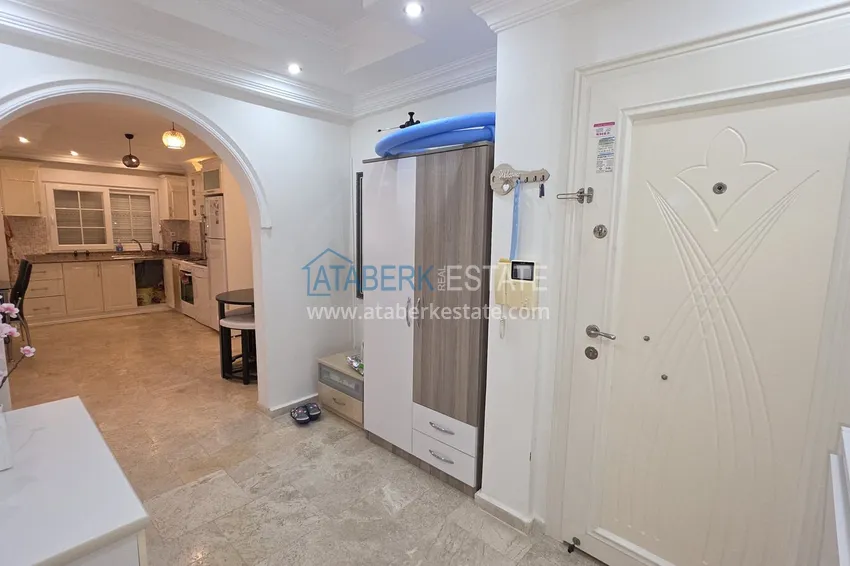 Purchase 2+1 apartment with furniture and access to the garden in the Avsallar area 2