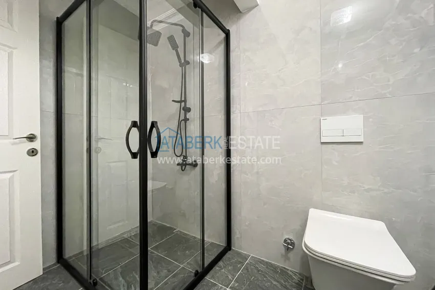 Purchase Private villa 5+3 in the Oba area — three-storey with furniture, suitable for a residence permit 35
