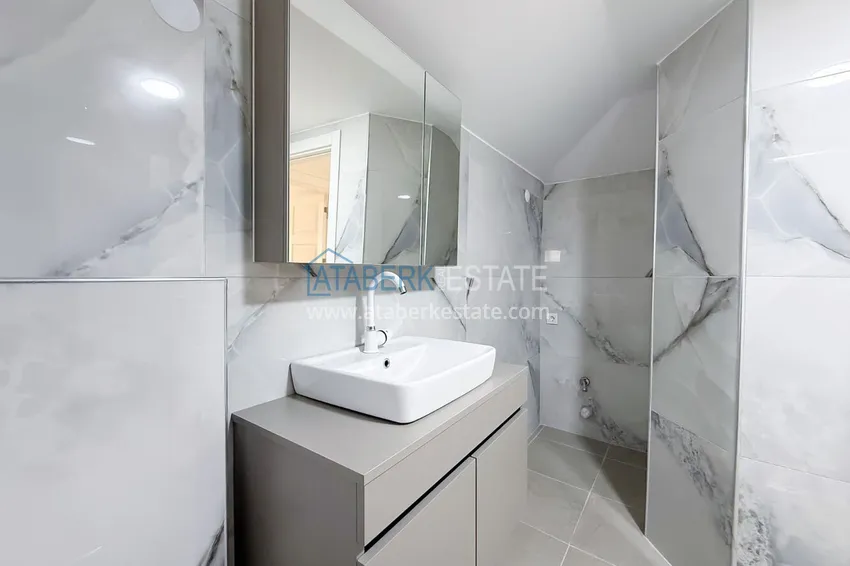 Purchase Private villa 5+3 in the Oba area — three-storey with furniture, suitable for a residence permit 36