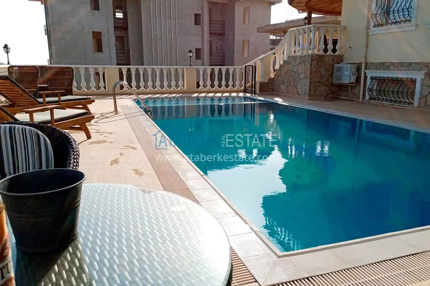 Private villa 5+3 in the Oba area — three-storey with furniture, suitable for a residence permit 4