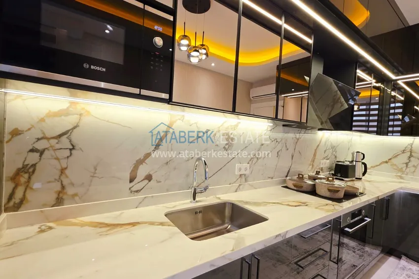 Purchase 3+1 ultra-luxury apartment in the center of Mahmutlar - furnished, installments up to 3 months 6 