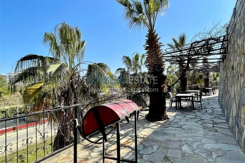 2+1 apartment with furniture and access to the garden in the Avsallar area 6