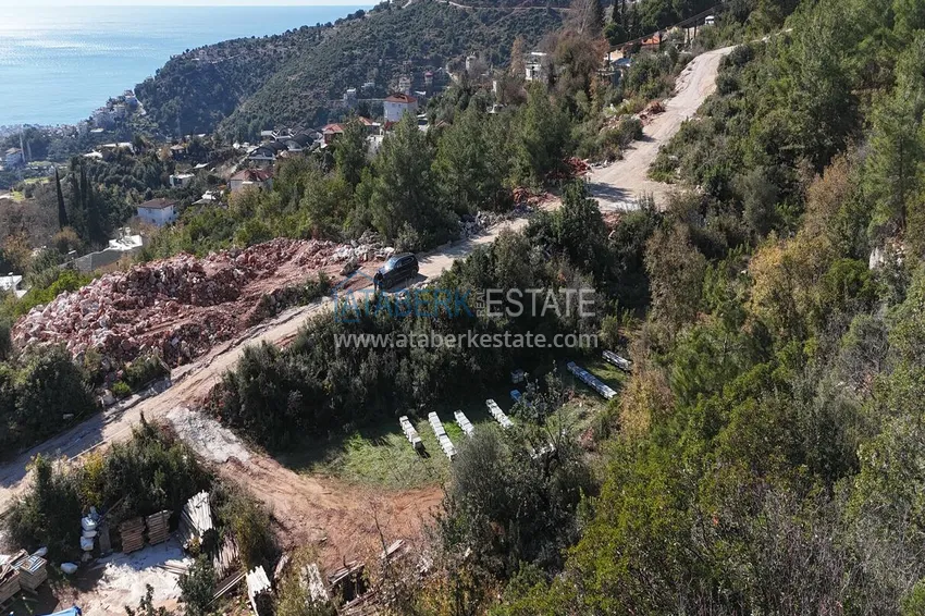 A plot of land in Alanya, Tepe district with views 4