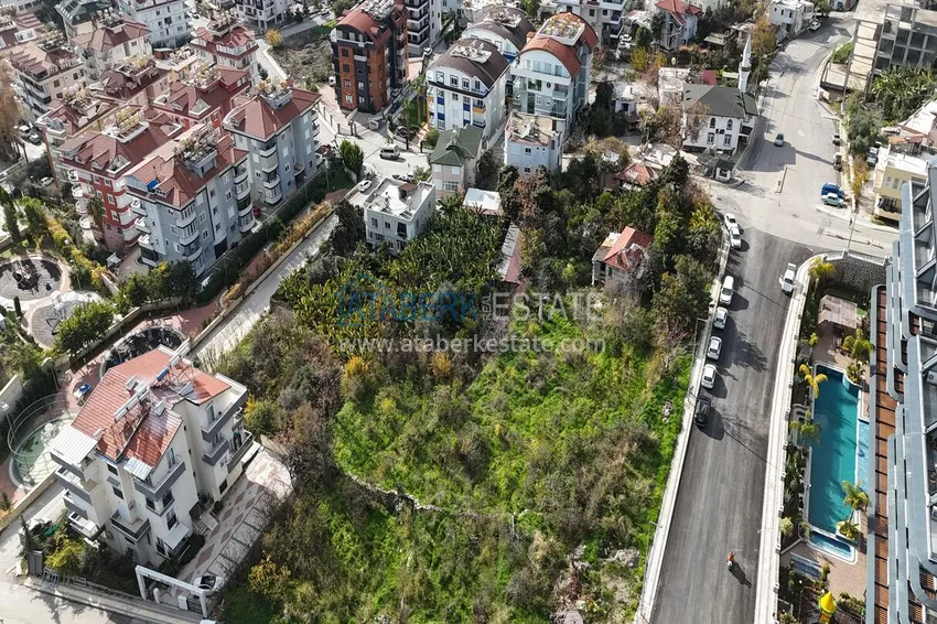 A plot of land for residential construction in Alanya with a view of the sea and the fortress 4