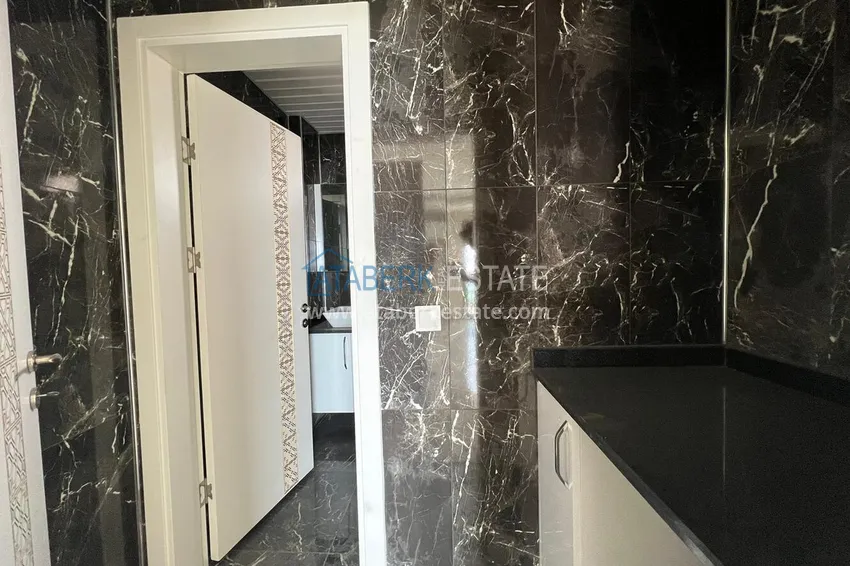 Purchase Penthouse duplex 3+2 with open sea views in Mahmutlar. Citizenship Real Estate 13