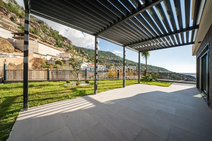 Luxury villas in Alanya with citizenship rights - directly from the developer 16