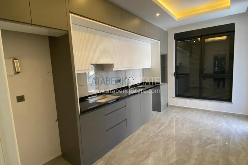 Purchase Long-term rent of a 2+1 apartment in the center of Alanya No. 4 4