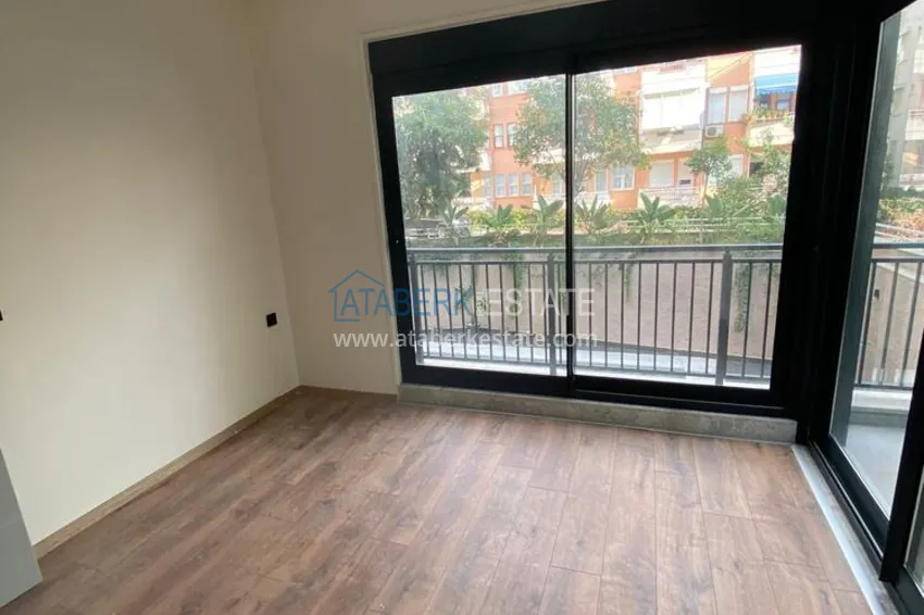 Purchase 2+1 apartment for rent in the center of Alanya - 250 m to Keykubat Beach No. 9 11 