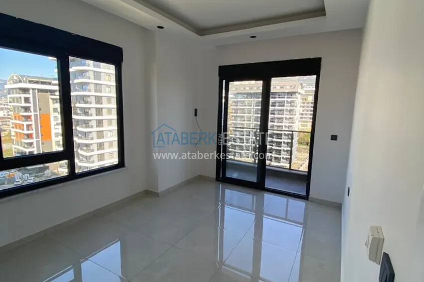Purchase Long-term rent in Mahmutlar - unfurnished three-room apartment B31 6