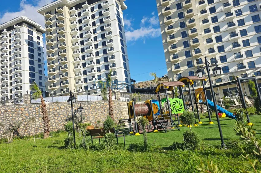 Investor offer: One-bedroom apartment with mountain views in a premium complex — Alanya, Mahmutlar 13