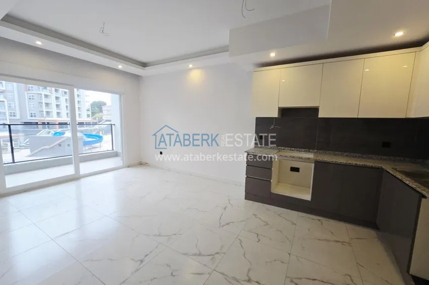 Purchase Apartment 1+1 Avsallar district — Alanya, from an investor in a complex under construction 2 