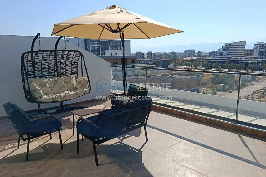 1+1 apartment with furniture and a large terrace in Antalya Altintash - directly from the owner 3