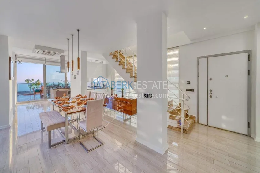 Purchase 5+1 triplex villa for citizenship and residence permit in Alanya, Bektash — furnished and with panoramic views 1