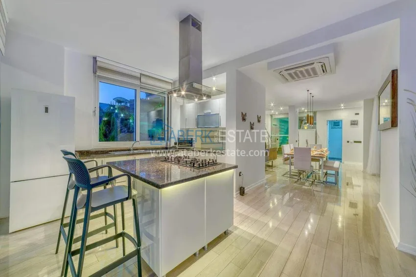 Purchase 5+1 triplex villa for citizenship and residence permit in Alanya, Bektash — furnished and with panoramic views 13
