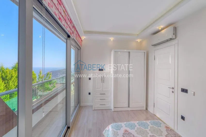 Purchase 5+1 triplex villa for citizenship and residence permit in Alanya, Bektash — furnished and with panoramic views 29