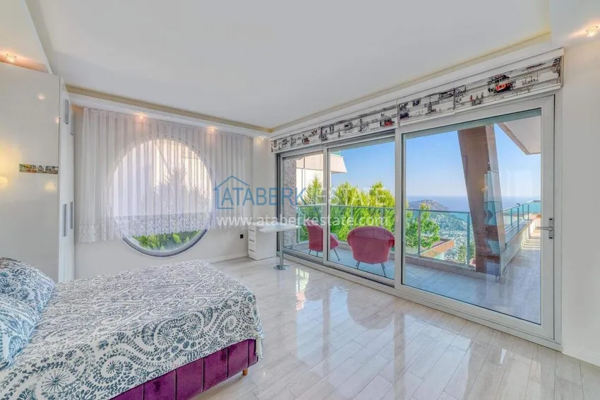 Purchase 5+1 triplex villa for citizenship and residence permit in Alanya, Bektash — furnished and with panoramic views 38